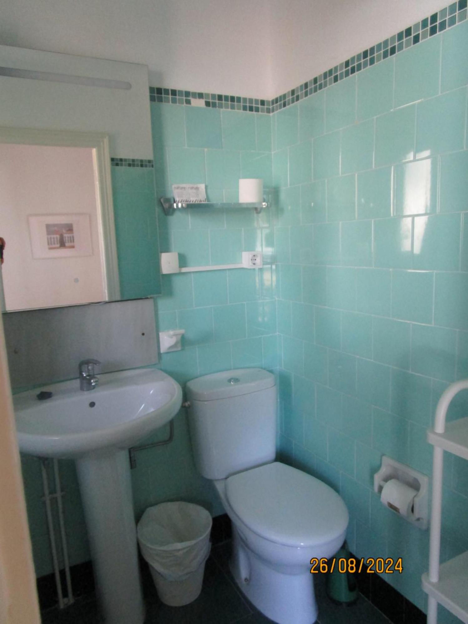 Hotel Apartaments Gesoria Porta Ferrada Сан-Фаліу-да-Ґішулс Екстер'єр фото